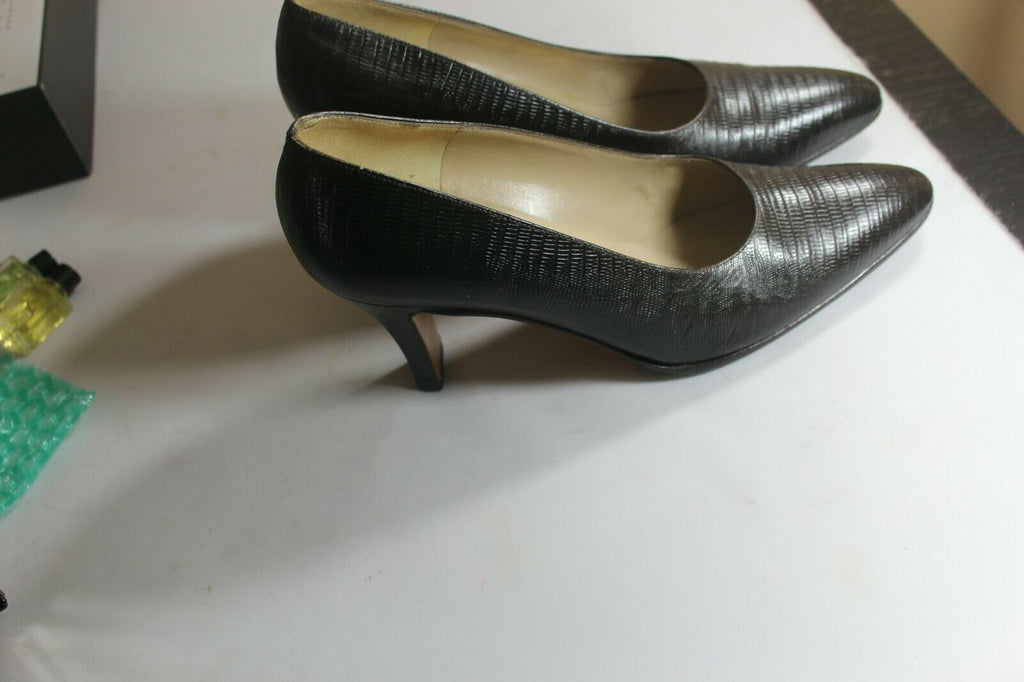 Salvatore Ferragamo Shoes Heels Black Pumps Italy Womens Size 6
