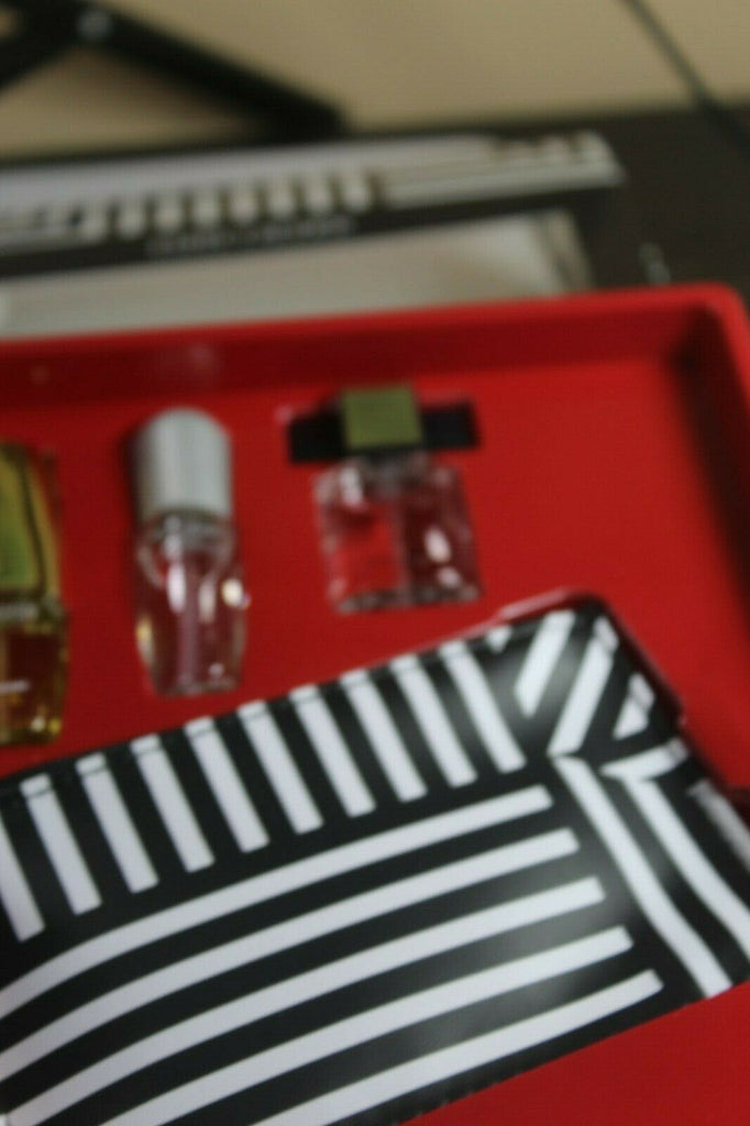 Estee Lauder Mini Perfume Gift Set, Beautiful, Pleasures, Modern muse and bag