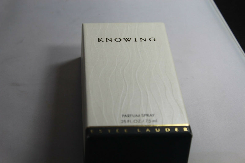❤️Estee Lauder Knowing Refillable Gold tone Purse Spray 7.5ml .25 oz Bottle